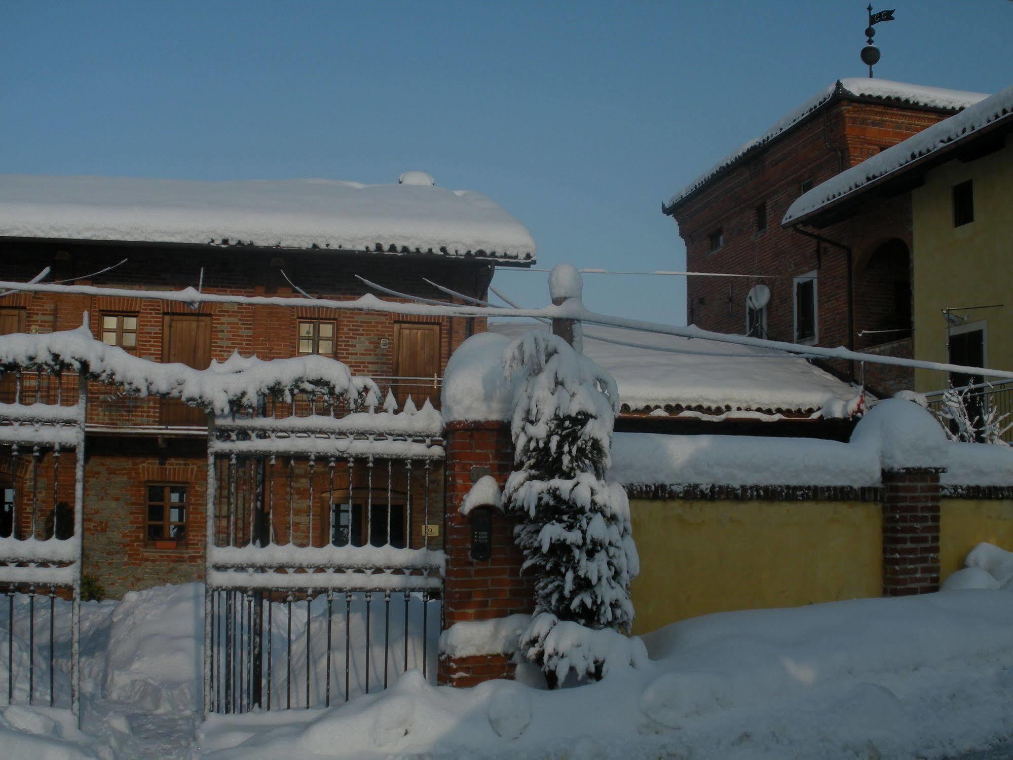 Il Palazzetto Villa Clavesana Buitenkant foto